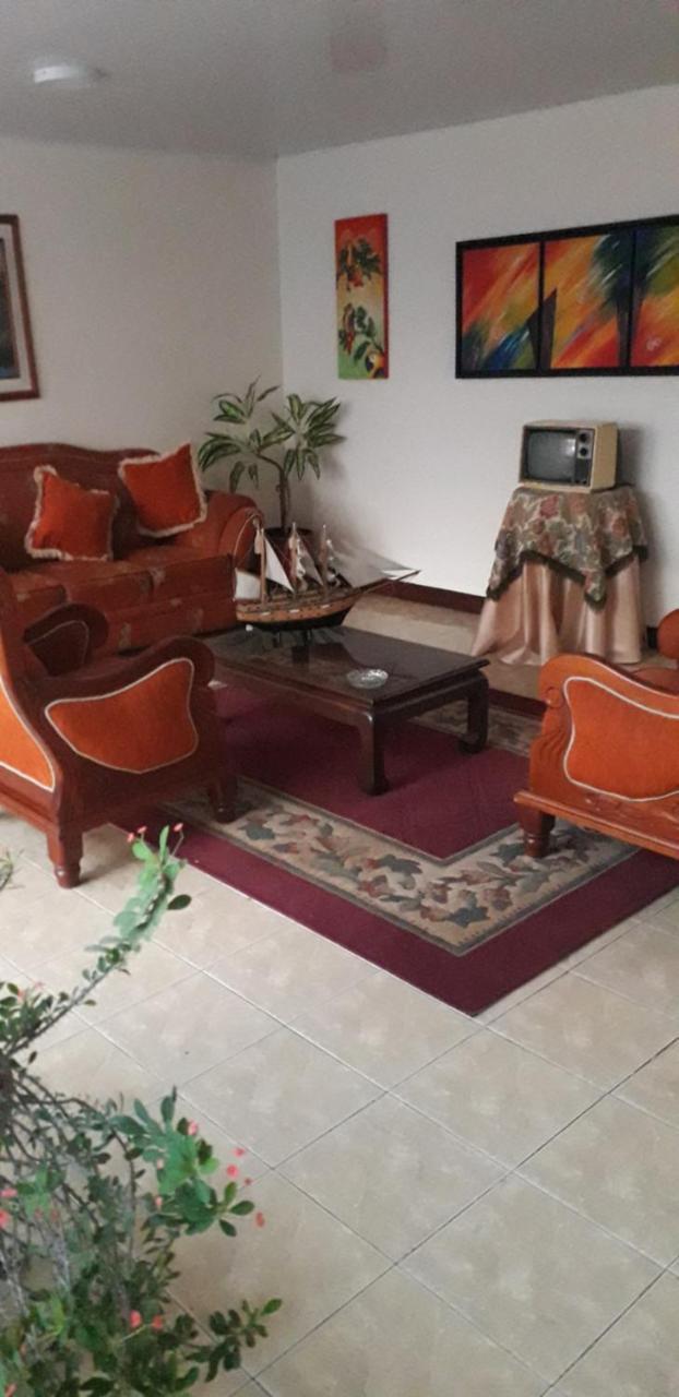 Hotel D' Oscar كالي المظهر الخارجي الصورة